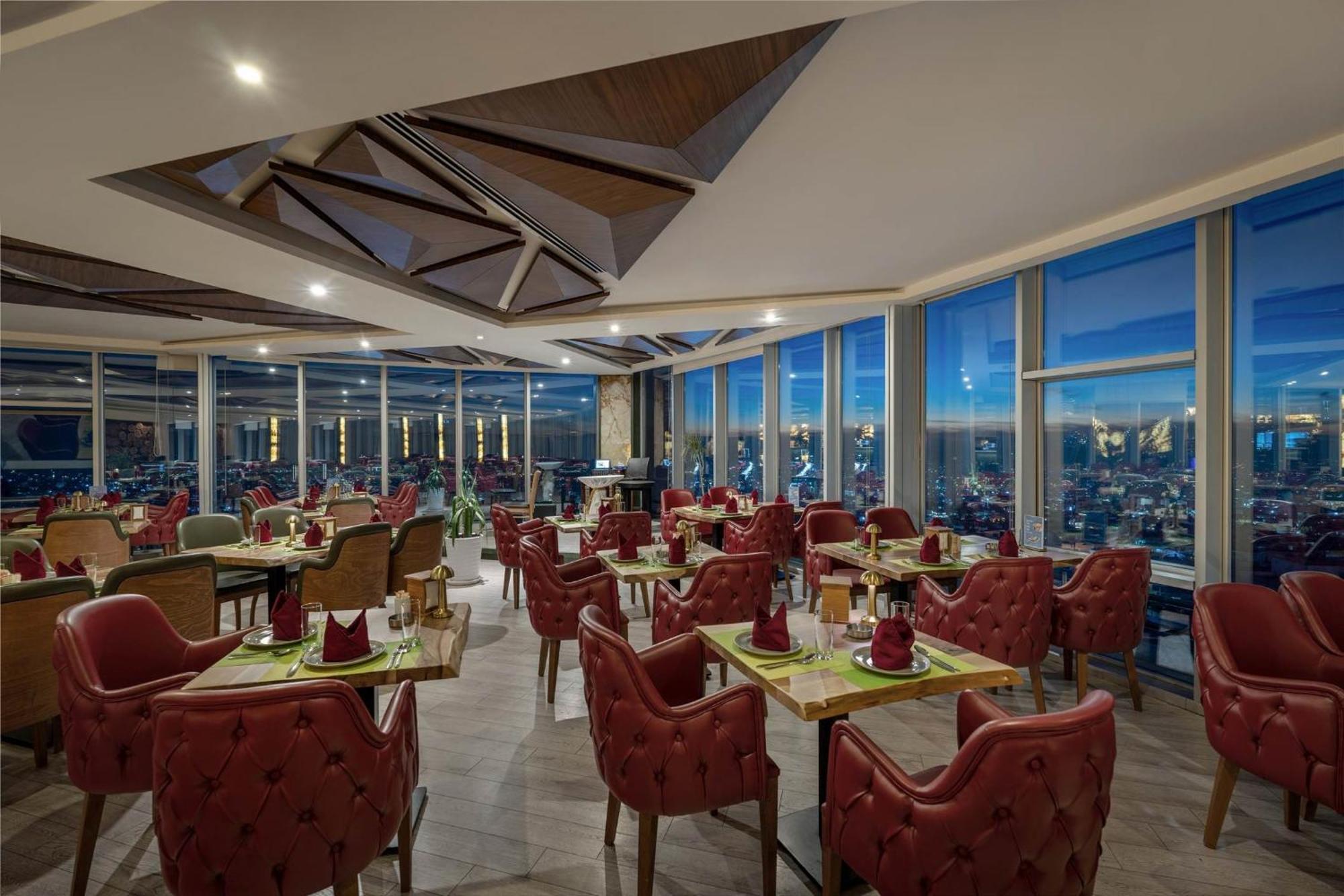 Titanic Hotel & Spa Sulaymaniyah Dış mekan fotoğraf The restaurant