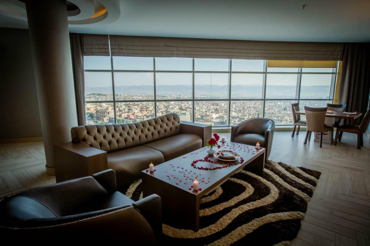 Titanic Hotel & Spa Sulaymaniyah Dış mekan fotoğraf Suite at the hotel