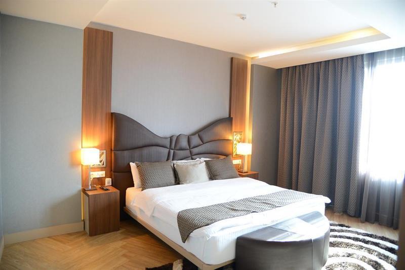 Titanic Hotel & Spa Sulaymaniyah Dış mekan fotoğraf A bedroom at the hotel
